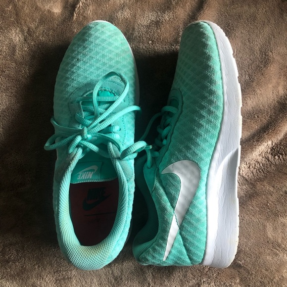 Nike Shoes - Nike Tanjun Women’s Running Shoes
